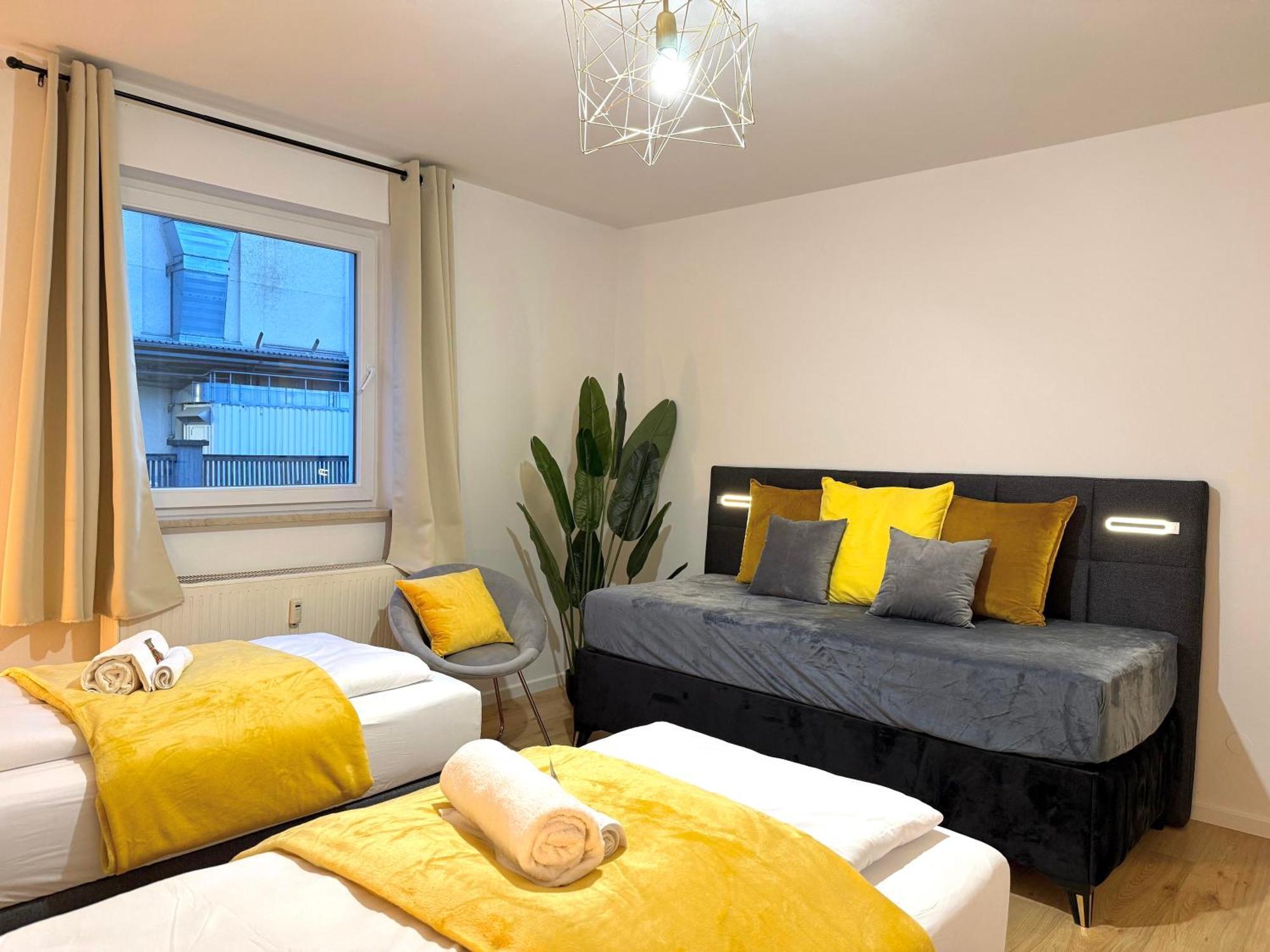 Yay - 65M2 Apartment Am Bahnhof - Smart Tv - Internet - Kaffee - Waschmaschine - Trockner Muehldorf am Inn Ngoại thất bức ảnh