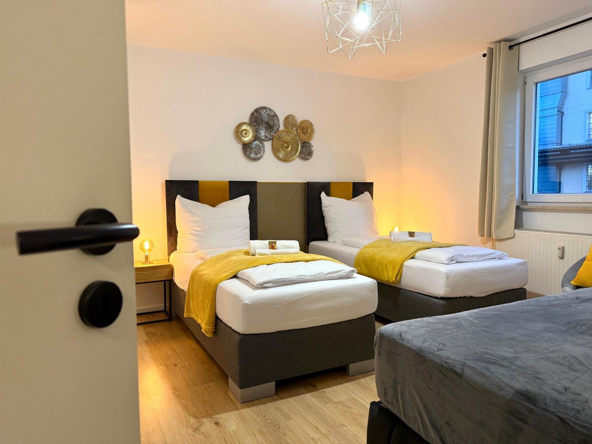 Yay - 65M2 Apartment Am Bahnhof - Smart Tv - Internet - Kaffee - Waschmaschine - Trockner Muehldorf am Inn Ngoại thất bức ảnh