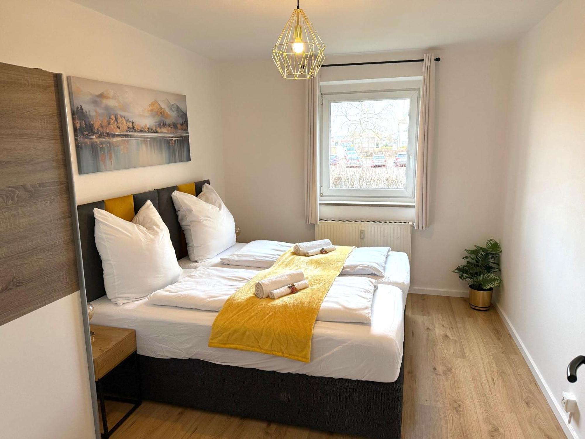 Yay - 65M2 Apartment Am Bahnhof - Smart Tv - Internet - Kaffee - Waschmaschine - Trockner Muehldorf am Inn Ngoại thất bức ảnh